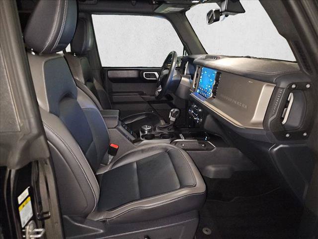 Certified 2025 Ford Bronco Outer Banks AWD/4WD image 16