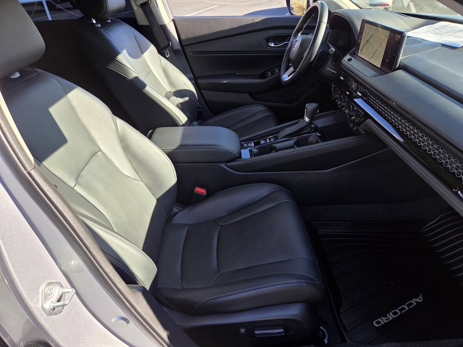 Used 2023 Honda Accord Touring image 16