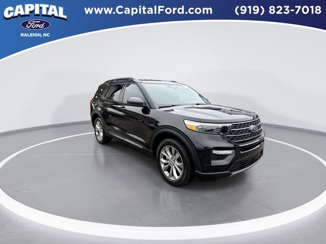 Certified 2023 Ford Explorer XLT w/ Equipment Group 202A image 8