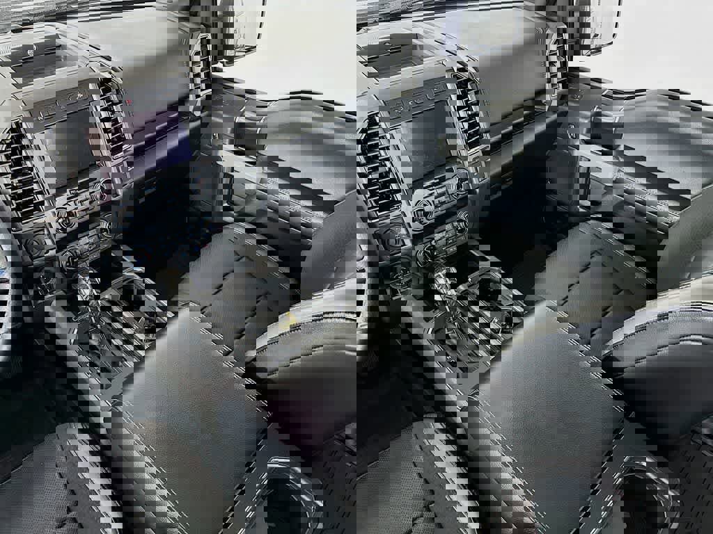 Certified 2019 Ford F150 Raptor w/ Equipment Group 802A Luxury image 13