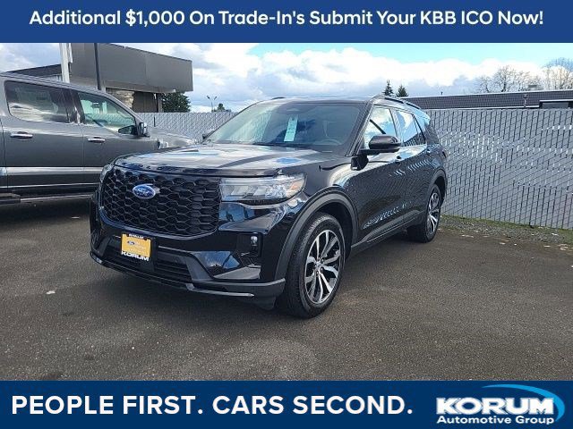 Certified 2025 Ford Explorer ST-Line image 1