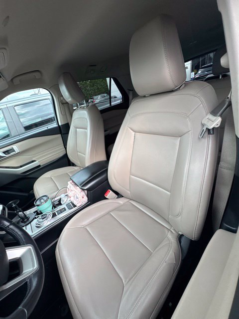 Certified 2021 Ford Explorer XLT w/ Equipment Group 202A RWD image 18