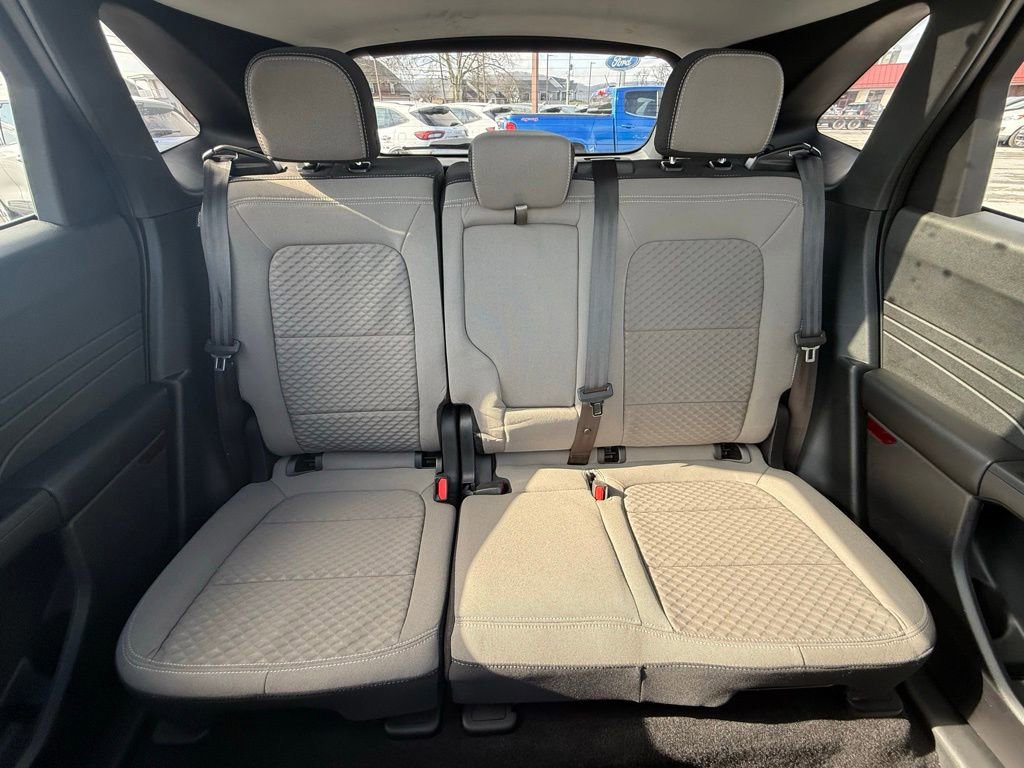 Certified 2022 Ford Escape SE w/ SE Sport Appearance Package image 26