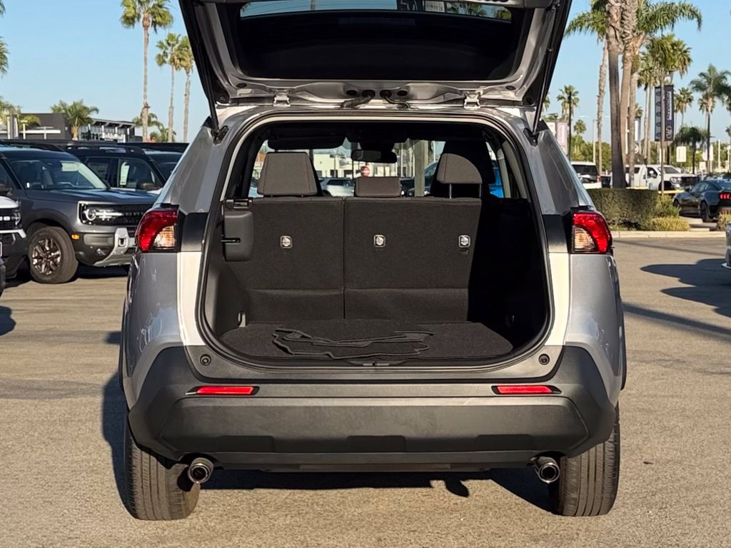 Used 2024 Toyota RAV4 LE FWD image 10