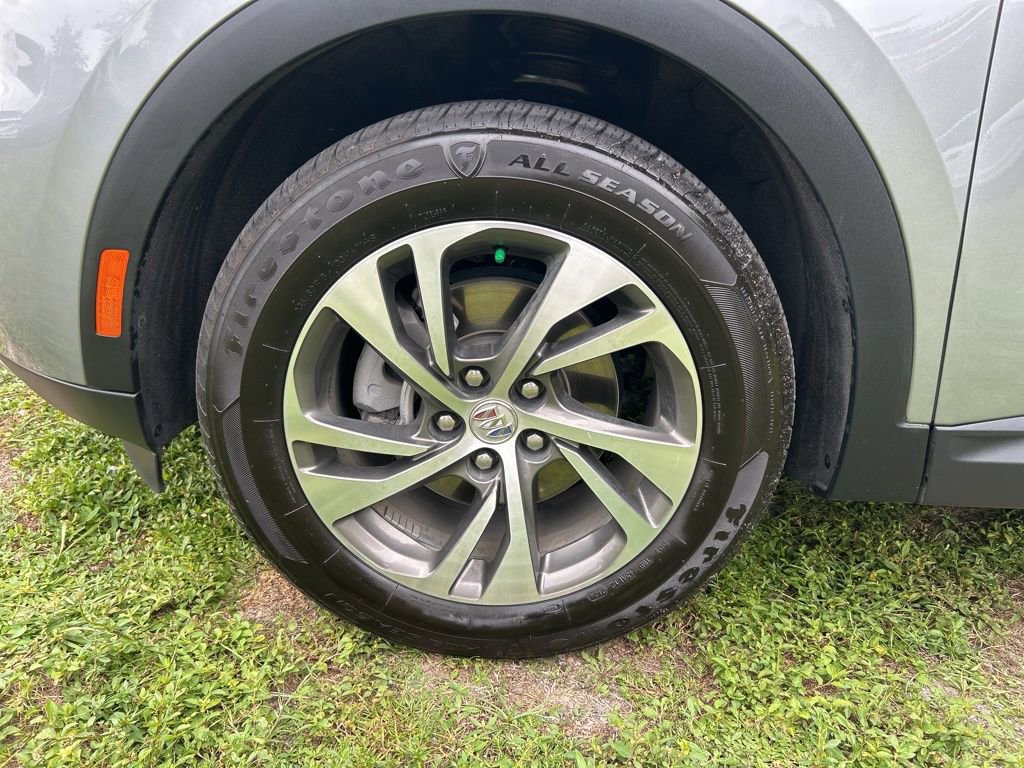 Used 2023 Buick Envision Essence FWD image 47