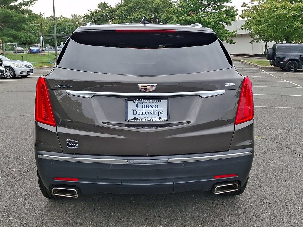 Used 2019 Cadillac XT5 AWD image 8