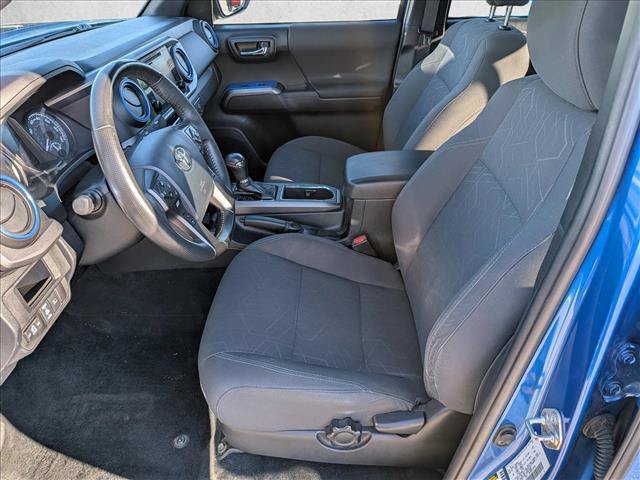Used 2018 Toyota Tacoma TRD Off-Road AWD/4WD image 19