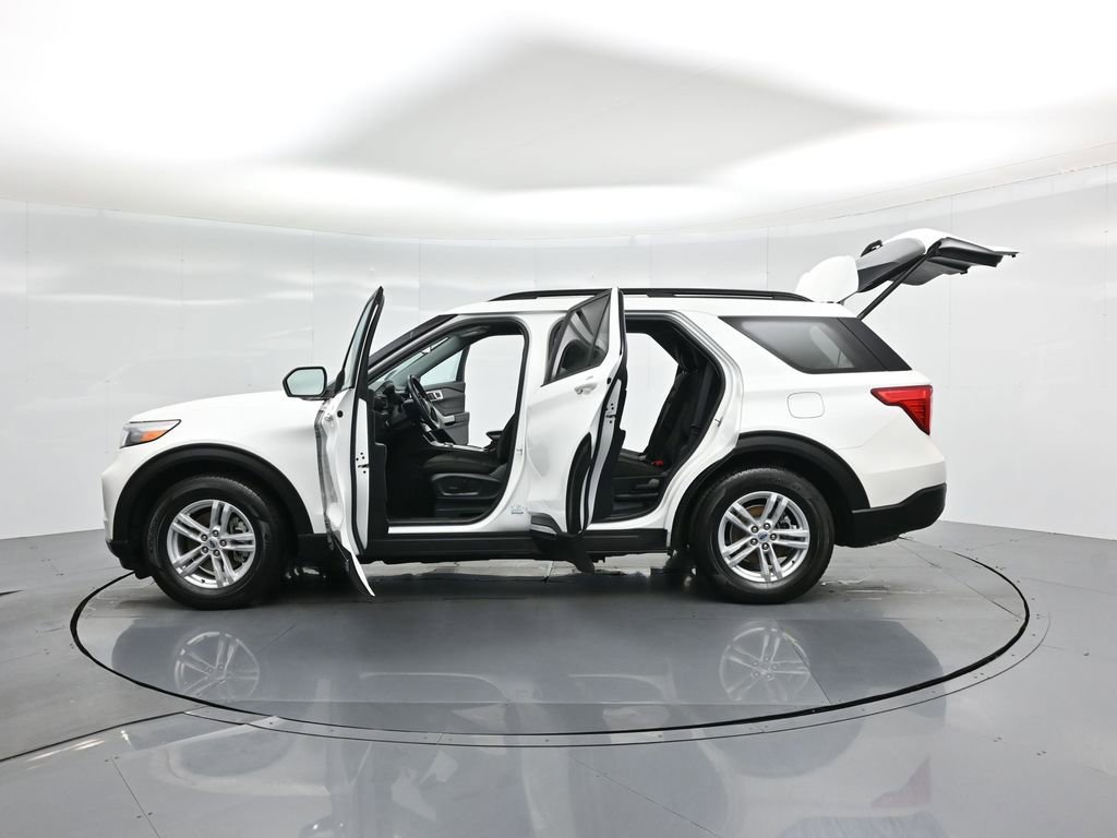 Certified 2023 Ford Explorer XLT image 39