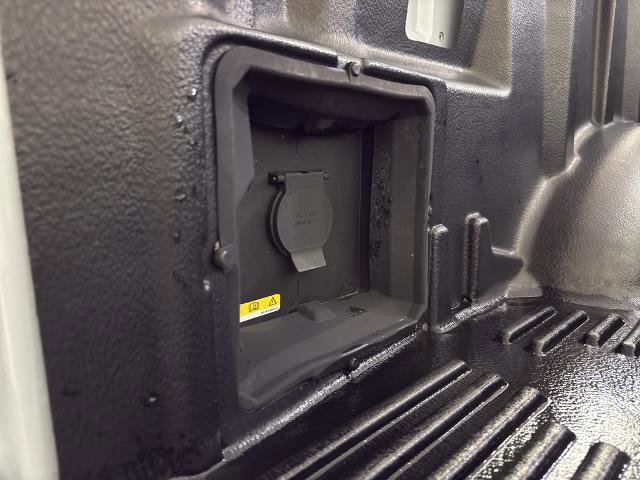 Certified 2022 Ford F150 XLT w/ Equipment Group 302A High image 20