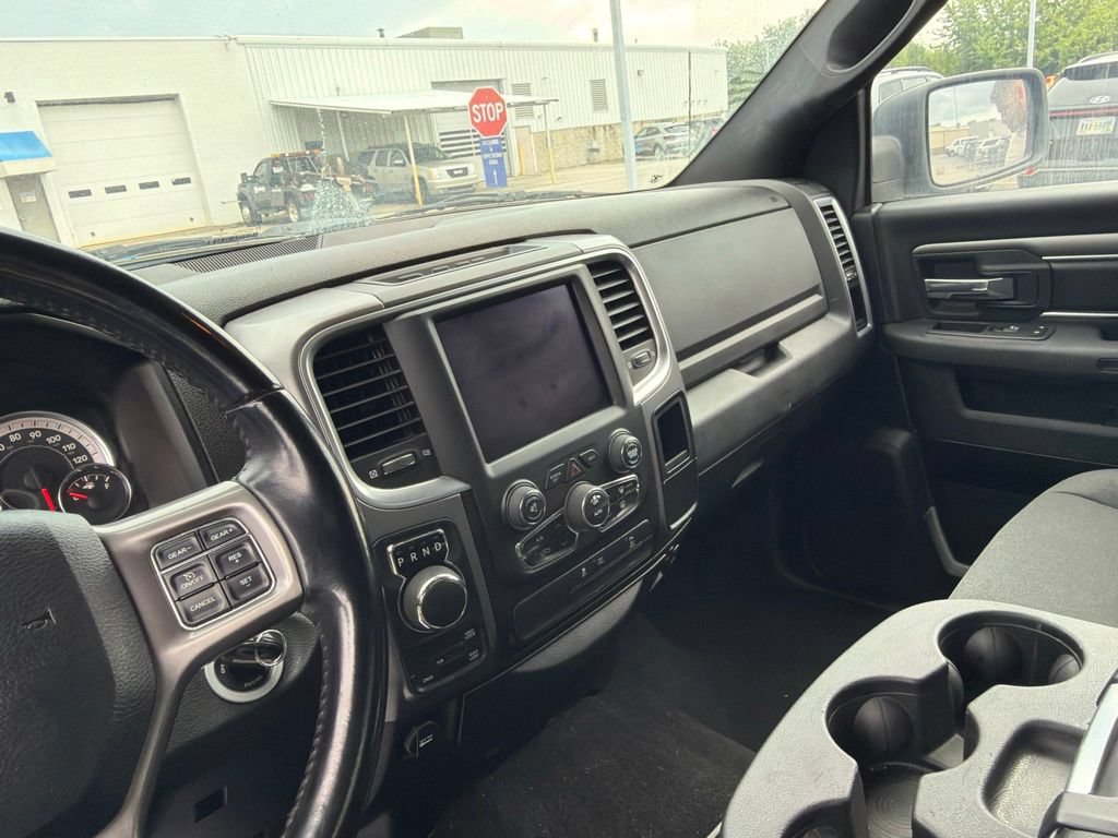 Used 2021 RAM 1500 Warlock w/ Luxury Group AWD/4WD image 4