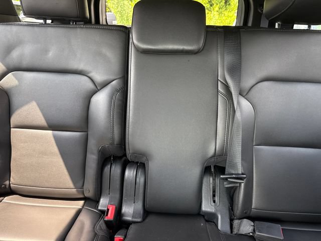 Certified 2019 Ford Explorer XLT w/ Equipment Group 202A AWD/4WD image 24