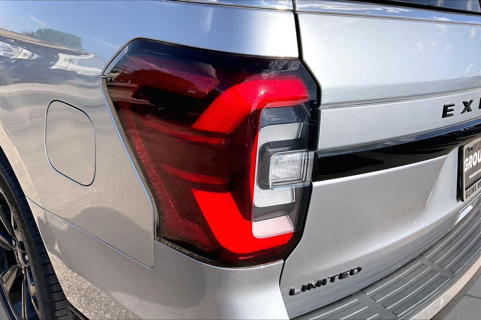 Certified 2024 Ford Expedition Limited AWD/4WD image 28