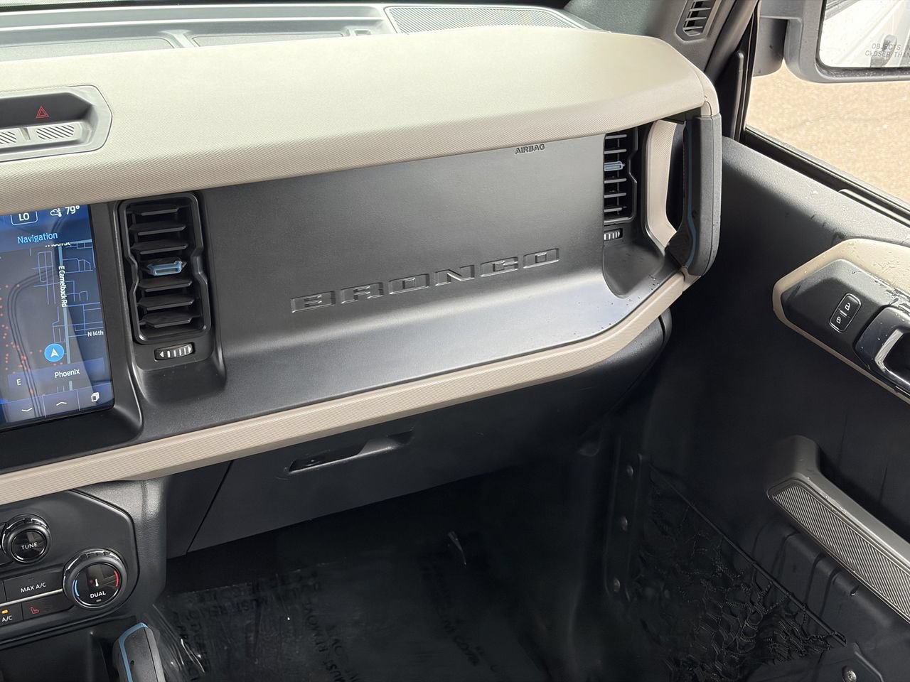 Certified 2022 Ford Bronco Wildtrak AWD/4WD image 18