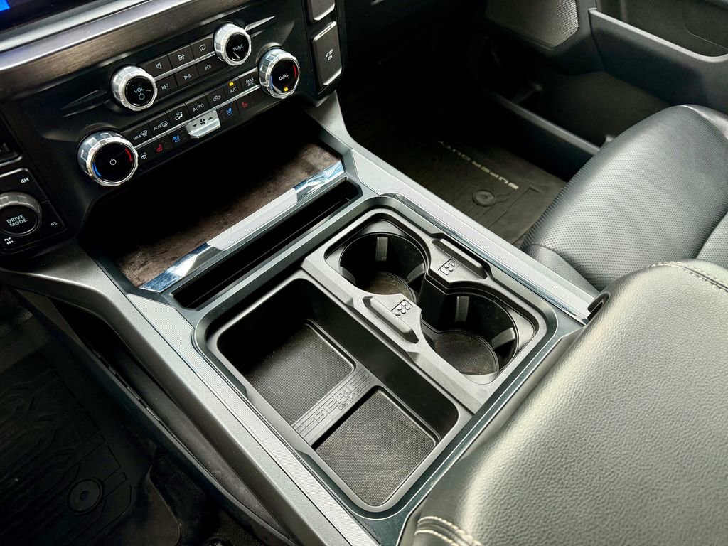 Certified 2023 Ford F350 Lariat w/ Chrome Package image 19