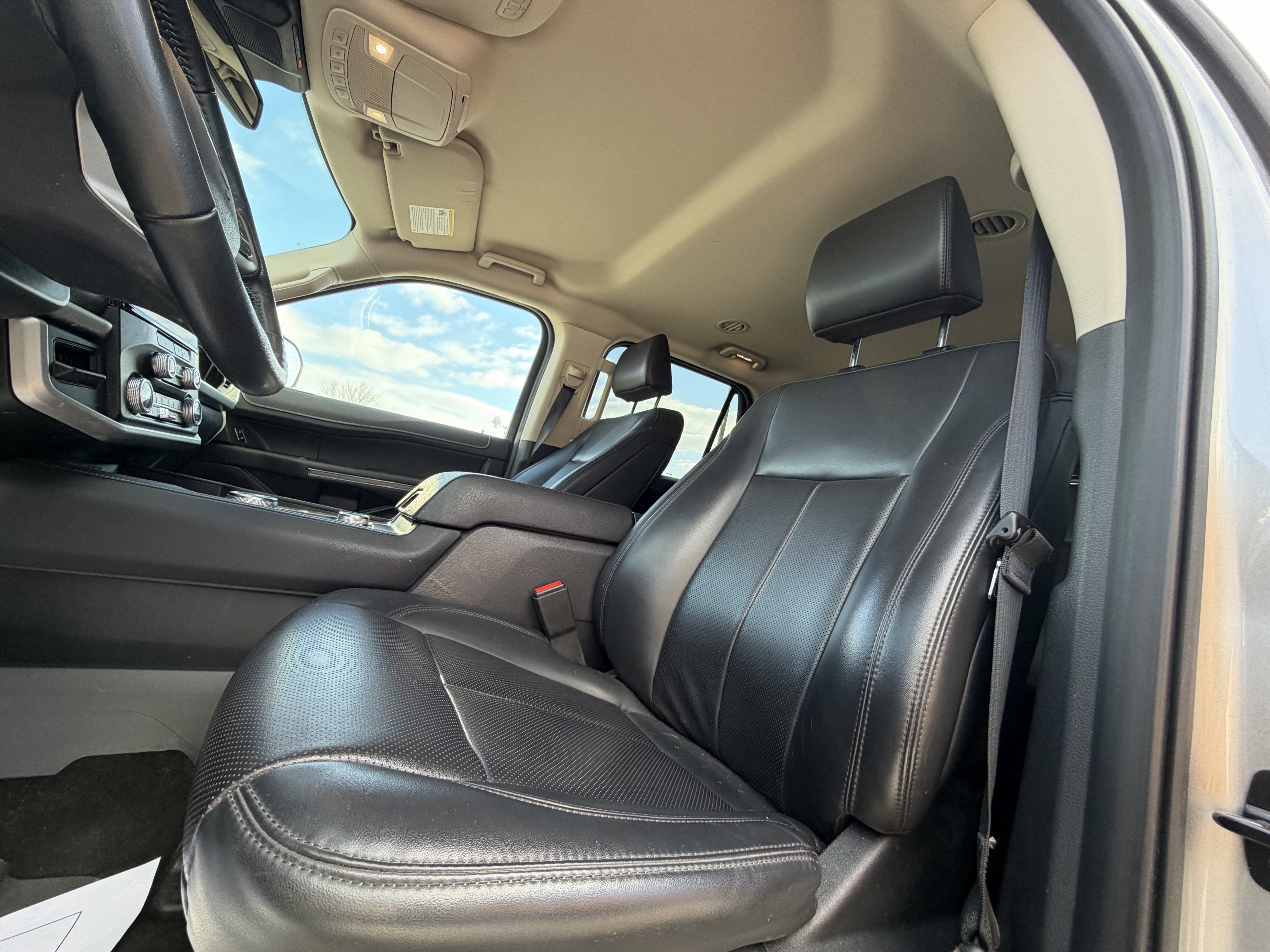 Certified 2022 Ford Expedition Max XLT image 26