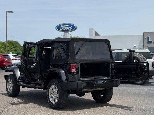 Used 2018 Jeep Wrangler Unlimited Sahara AWD/4WD image 40