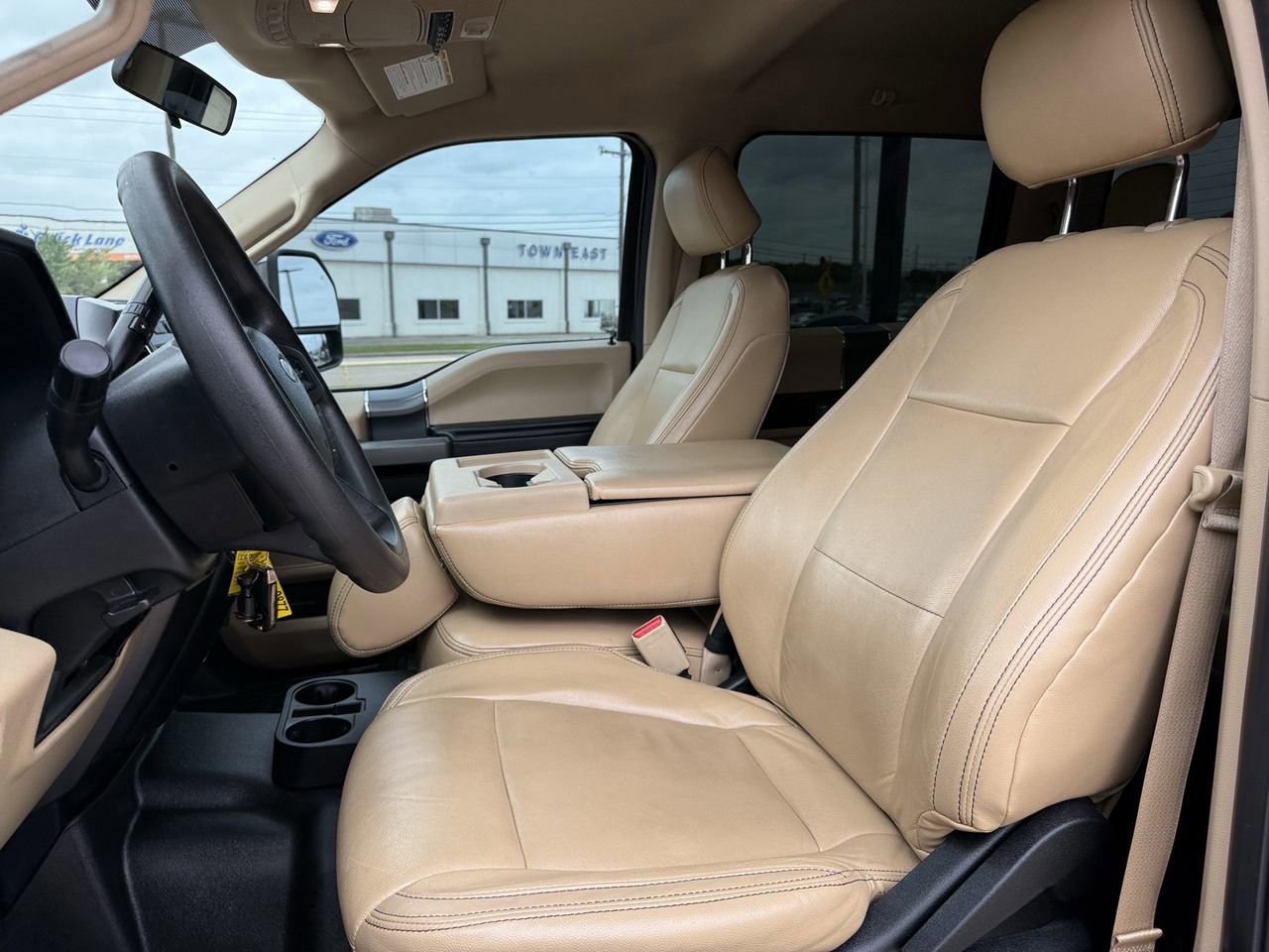 Certified 2017 Ford F250 XLT w/ XLT Premium Package AWD/4WD image 23