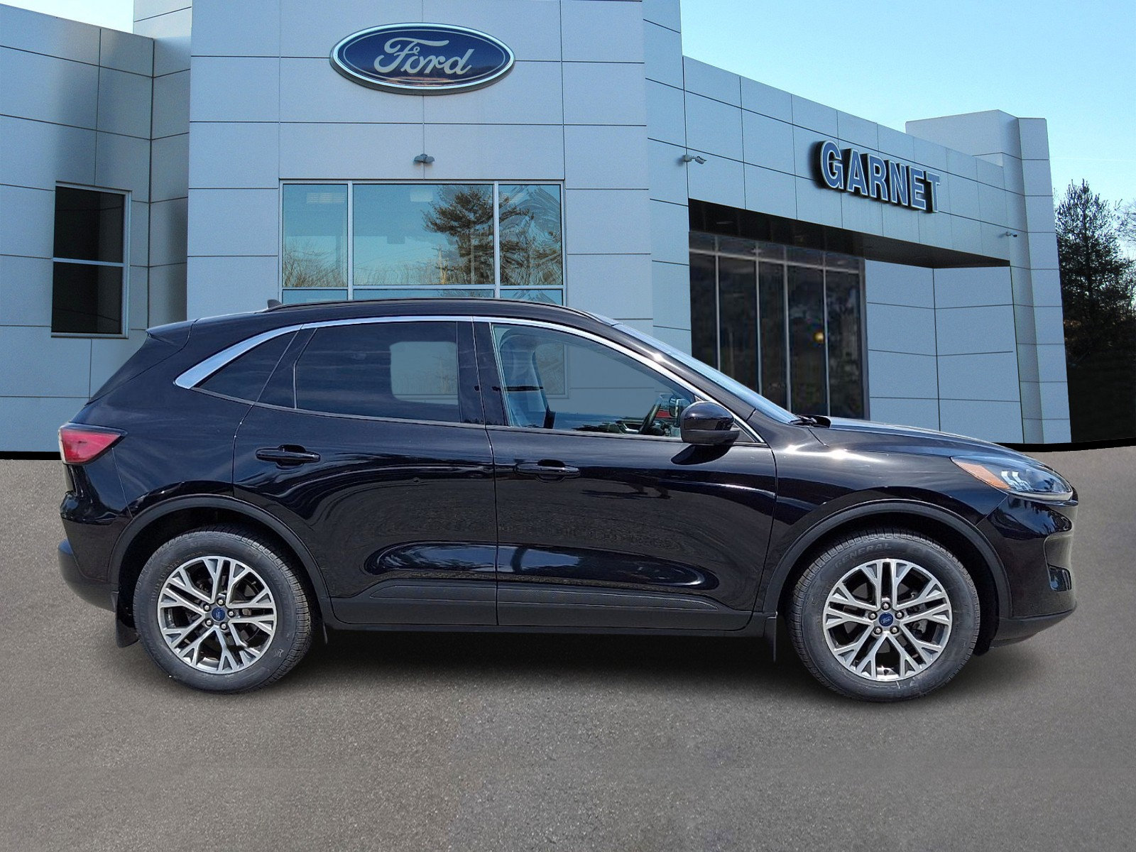 Certified 2022 Ford Escape SEL AWD/4WD image 10