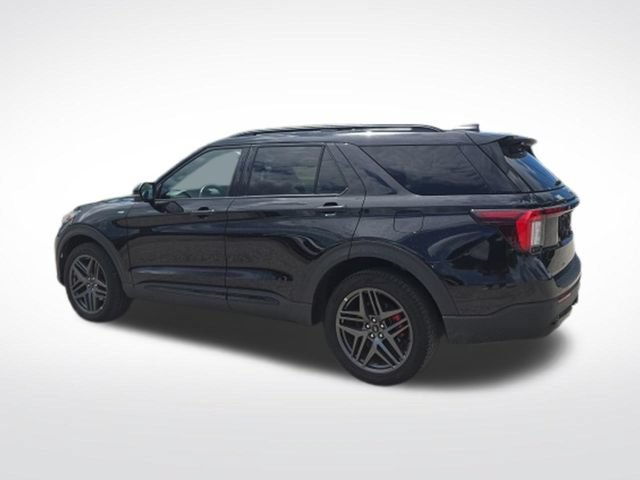 Certified 2025 Ford Explorer ST-Line w/ ST-Line Street Pack AWD/4WD image 6