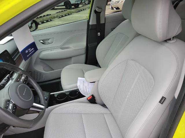 Used 2024 Hyundai Kona Limited image 19