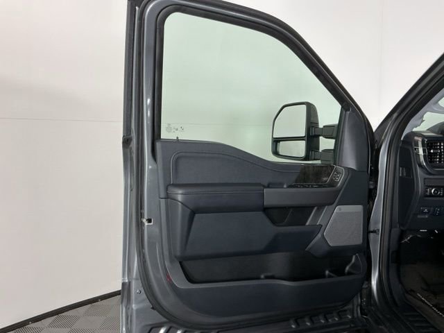 Certified 2025 Ford F350 Lariat w/ FX4 Off-Road Package AWD/4WD image 15