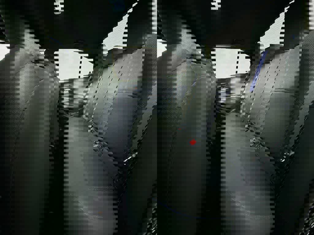 Used 2022 Toyota Corolla SE image 16