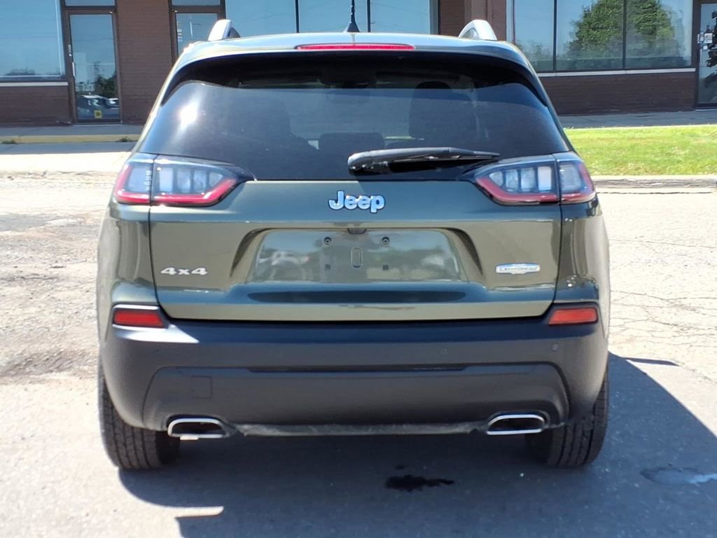 Used 2021 Jeep Cherokee Latitude Lux w/ Comfort/Convenience Group AWD/4WD image 4