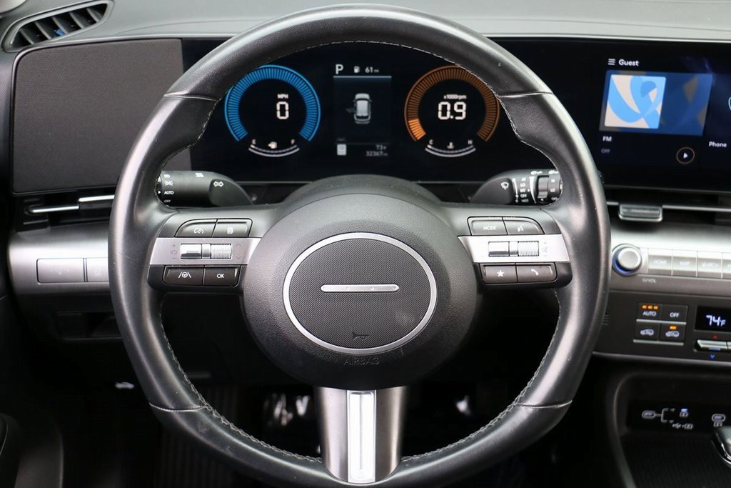 Used 2025 Hyundai Kona SEL image 21