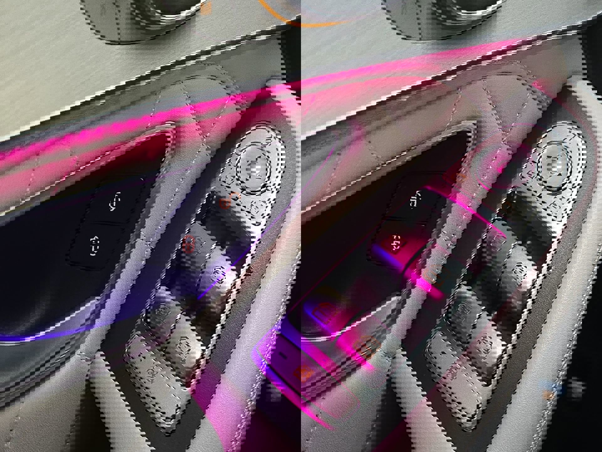 Used 2021 Mercedes-Benz GLC 300 4MATIC image 13