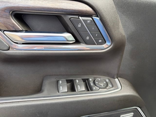 Used 2024 Chevrolet Silverado 2500 LTZ w/ LTZ Plus Package AWD/4WD image 11