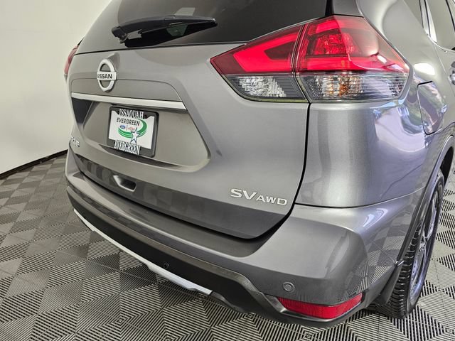 Used 2019 Nissan Rogue SV w/ Premium Package AWD/4WD image 10