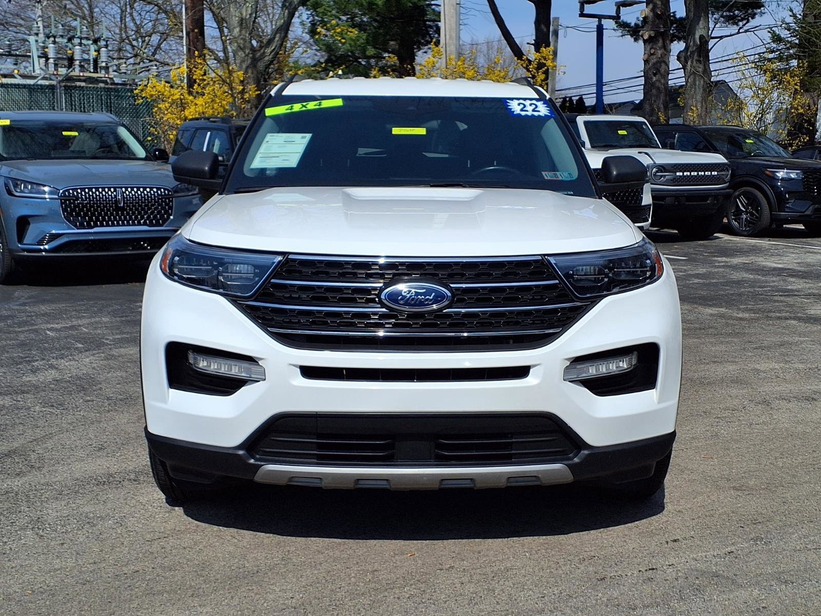 Certified 2022 Ford Explorer XLT w/ Equipment Group 202A image 8