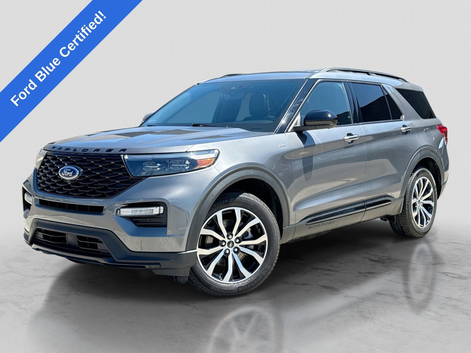 Certified 2022 Ford Explorer ST-Line w/ Class IV Trailer Tow Package