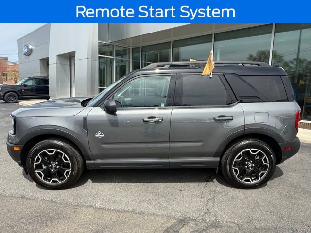Certified 2025 Ford Bronco Sport Outer Banks w/ Outer Banks Tech Package+ AWD/4WD image 4