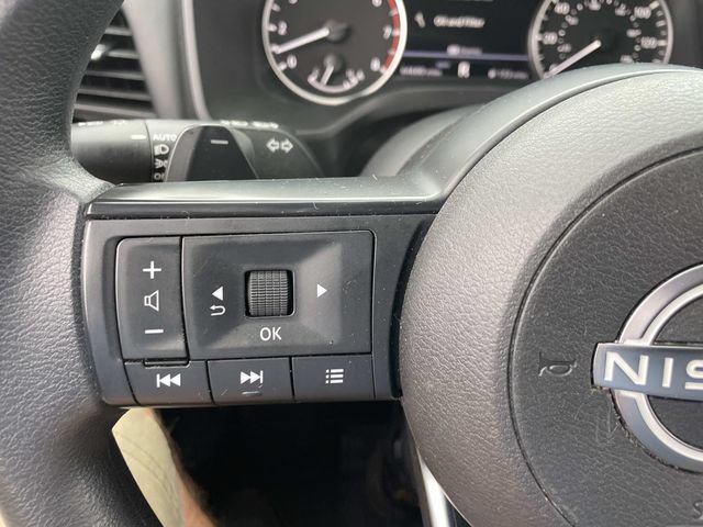 Used 2024 Nissan Rogue SV AWD/4WD image 28