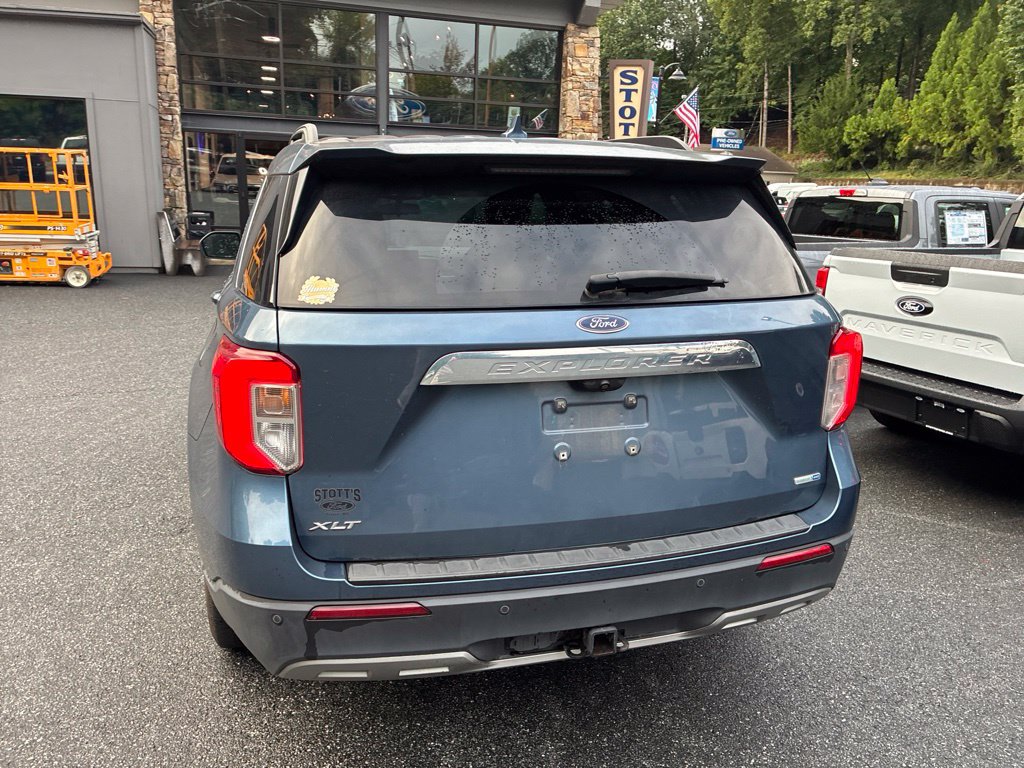 Certified 2020 Ford Explorer XLT w/ Equipment Group 202A AWD/4WD image 13
