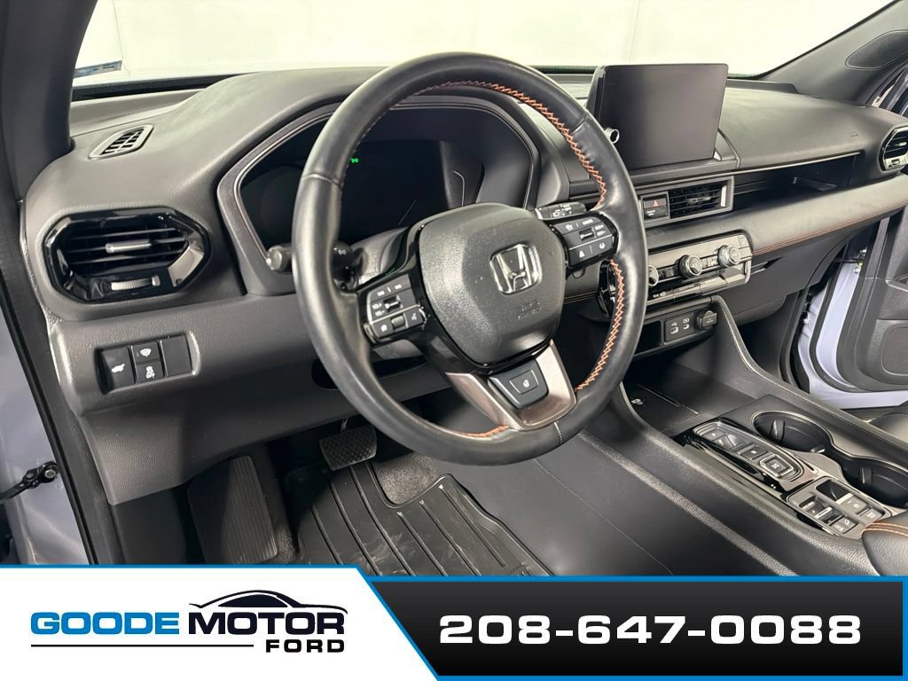 Used 2024 Honda Pilot TrailSport image 8