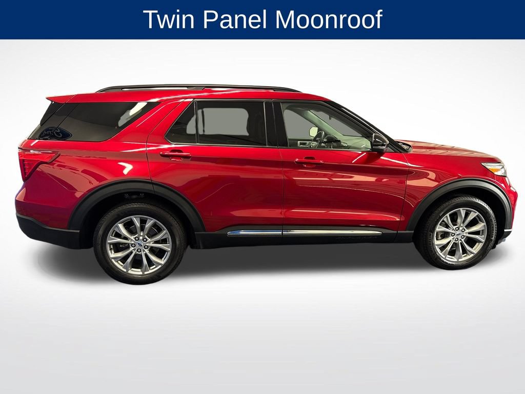 Certified 2024 Ford Explorer XLT w/ Equipment Group 202A AWD/4WD image 7