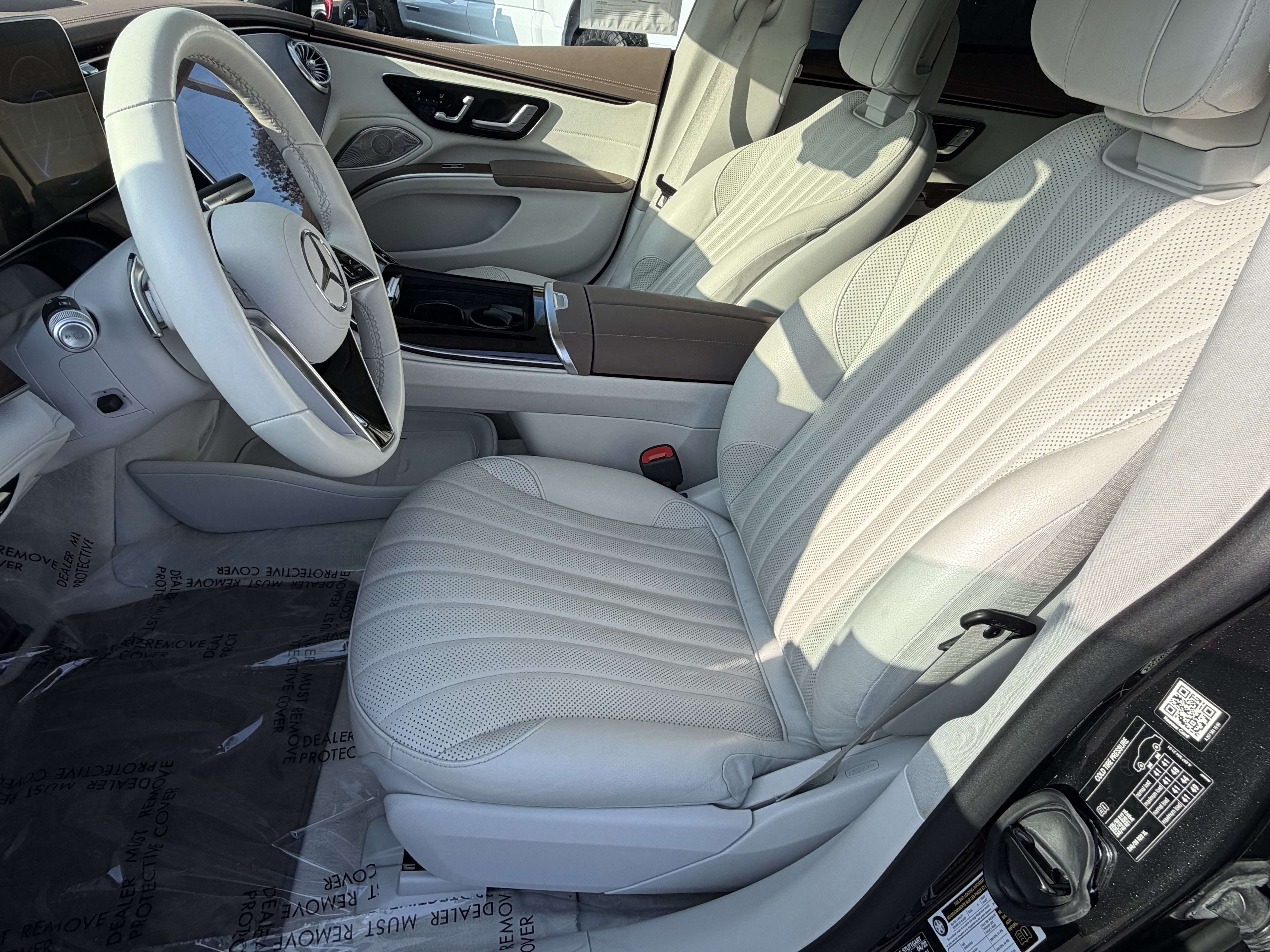 Used 2022 Mercedes-Benz EQS 450+ Sedan image 12