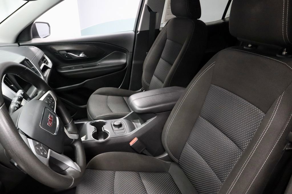 Used 2024 GMC Terrain SLE FWD image 23