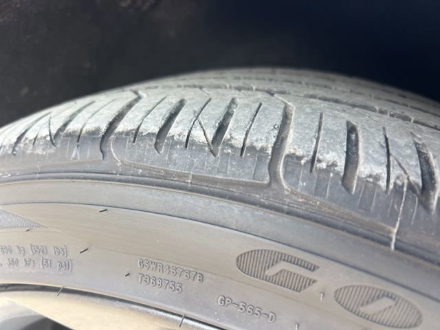 Used 2020 Chevrolet Camaro LT w/ Technology Package image 24