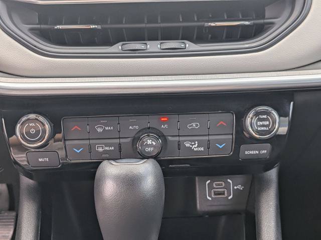 Used 2025 Jeep Compass Limited AWD/4WD image 22