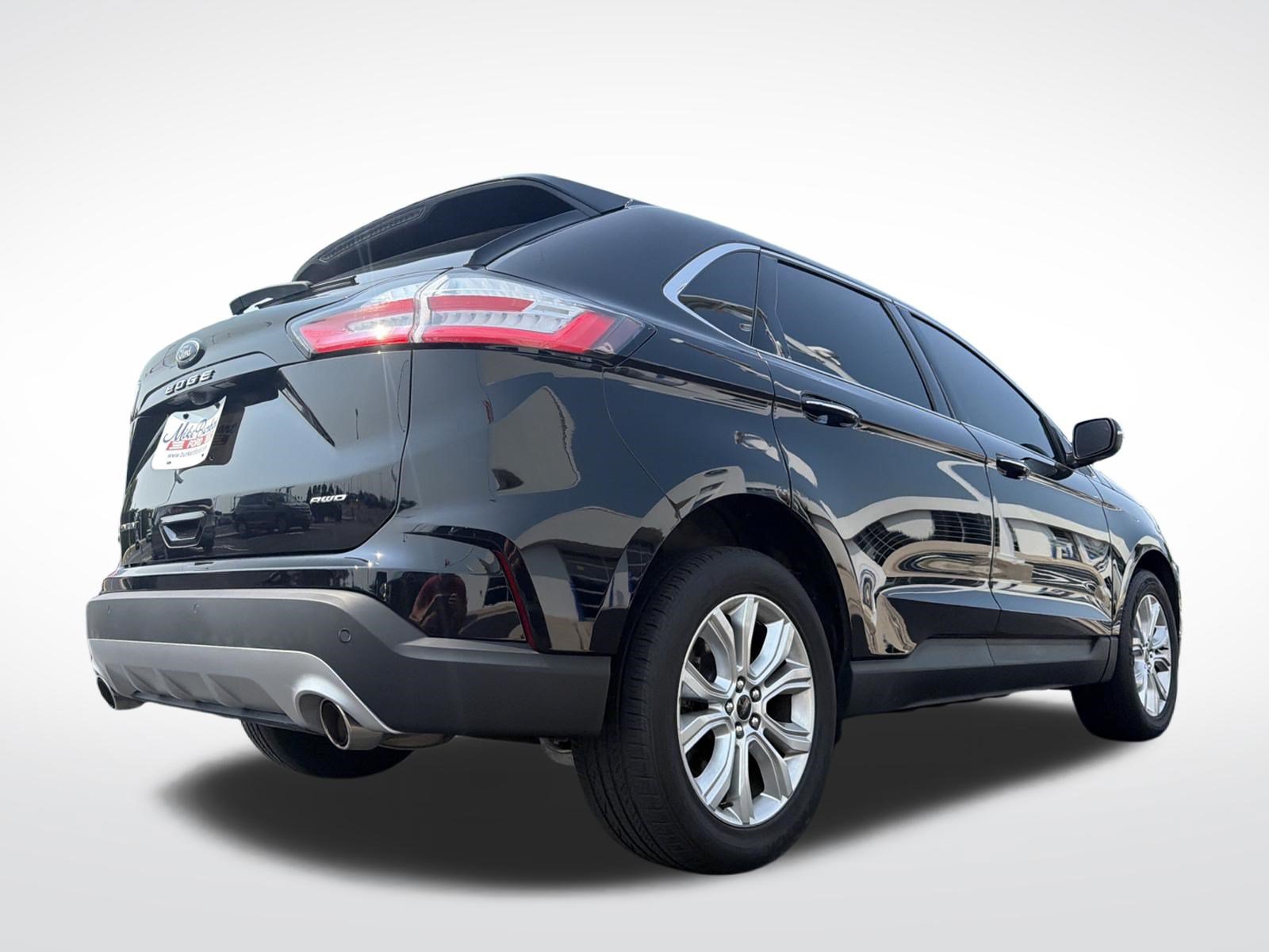 Certified 2024 Ford Edge Titanium AWD/4WD image 9