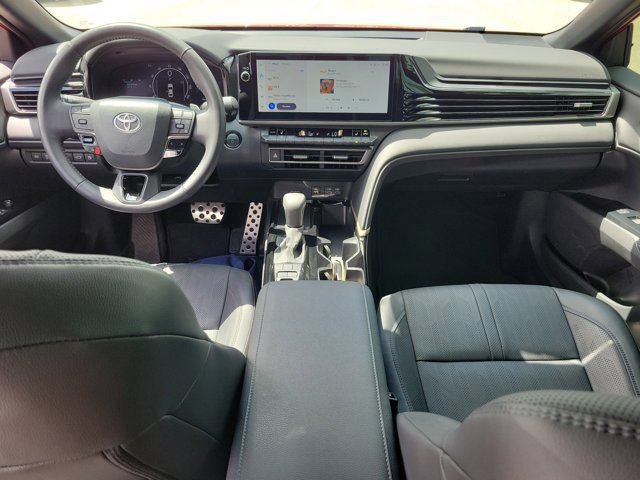 Used 2025 Toyota Camry XSE FWD image 18