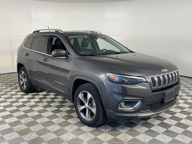 Used 2019 Jeep Cherokee Limited w/ Luxury Group AWD/4WD image 17