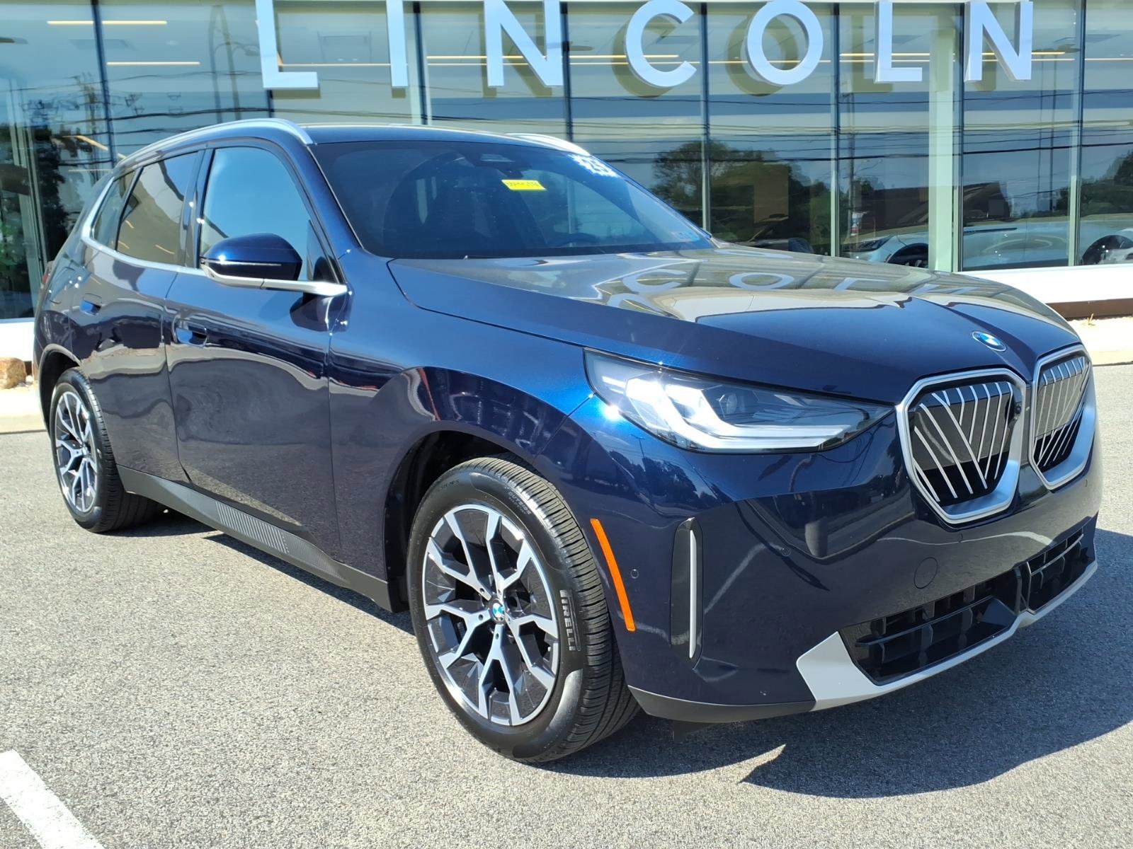 Used 2025 BMW X3 xDrive30 w/ Premium Package AWD/4WD image 2