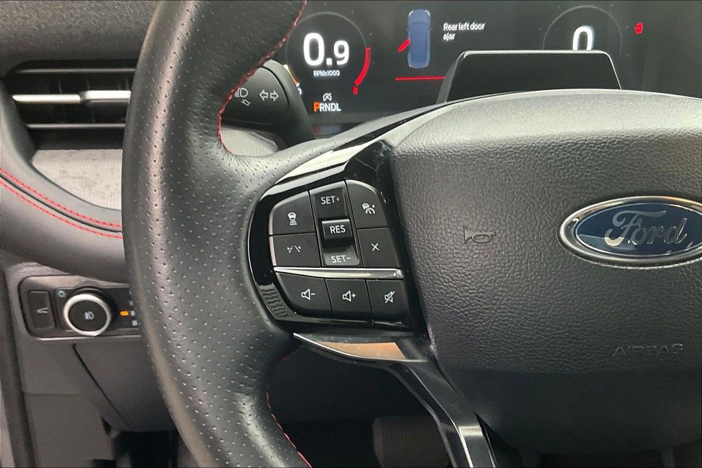 Certified 2025 Ford Explorer ST-Line AWD/4WD image 11