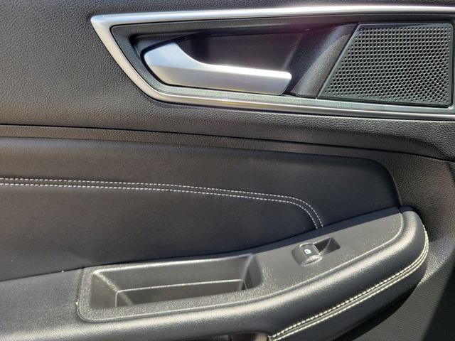 Certified 2024 Ford Edge Titanium AWD/4WD image 12