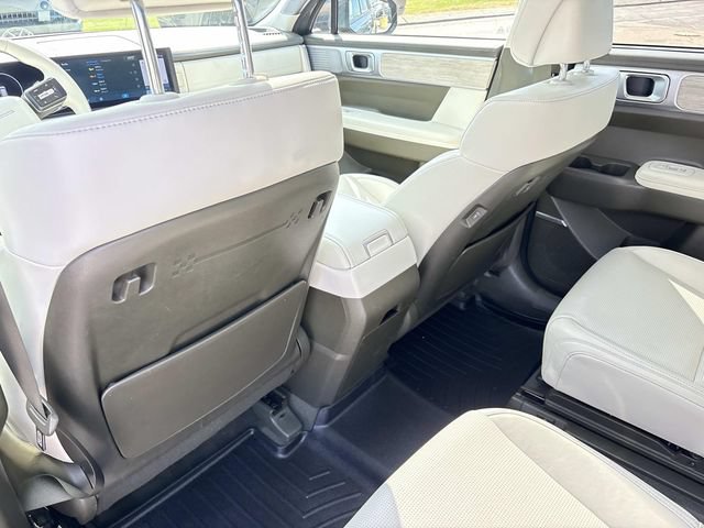 Used 2024 Hyundai Santa Fe Calligraphy AWD/4WD image 16
