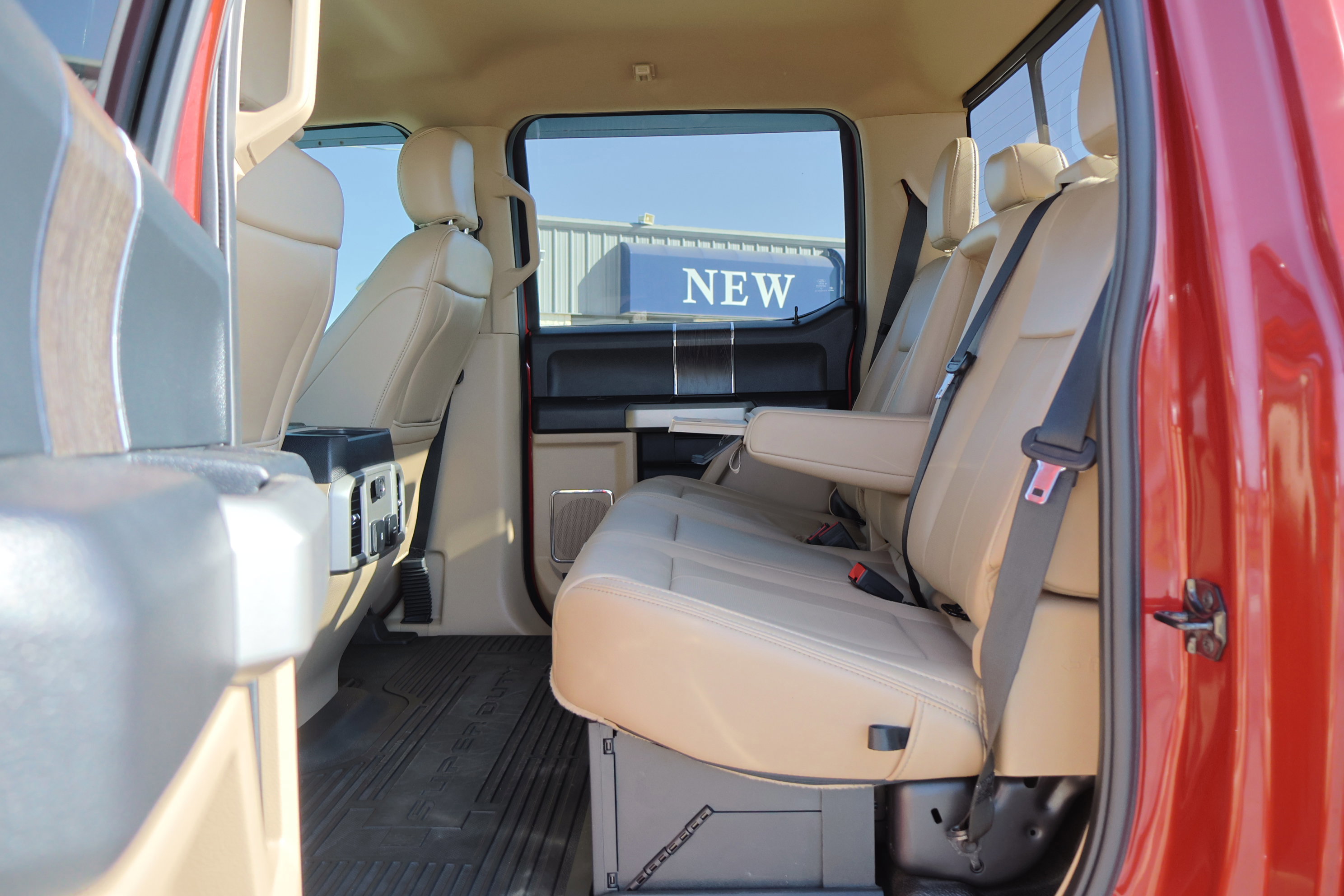 Certified 2020 Ford F350 Lariat w/ Lariat Ultimate Package image 31